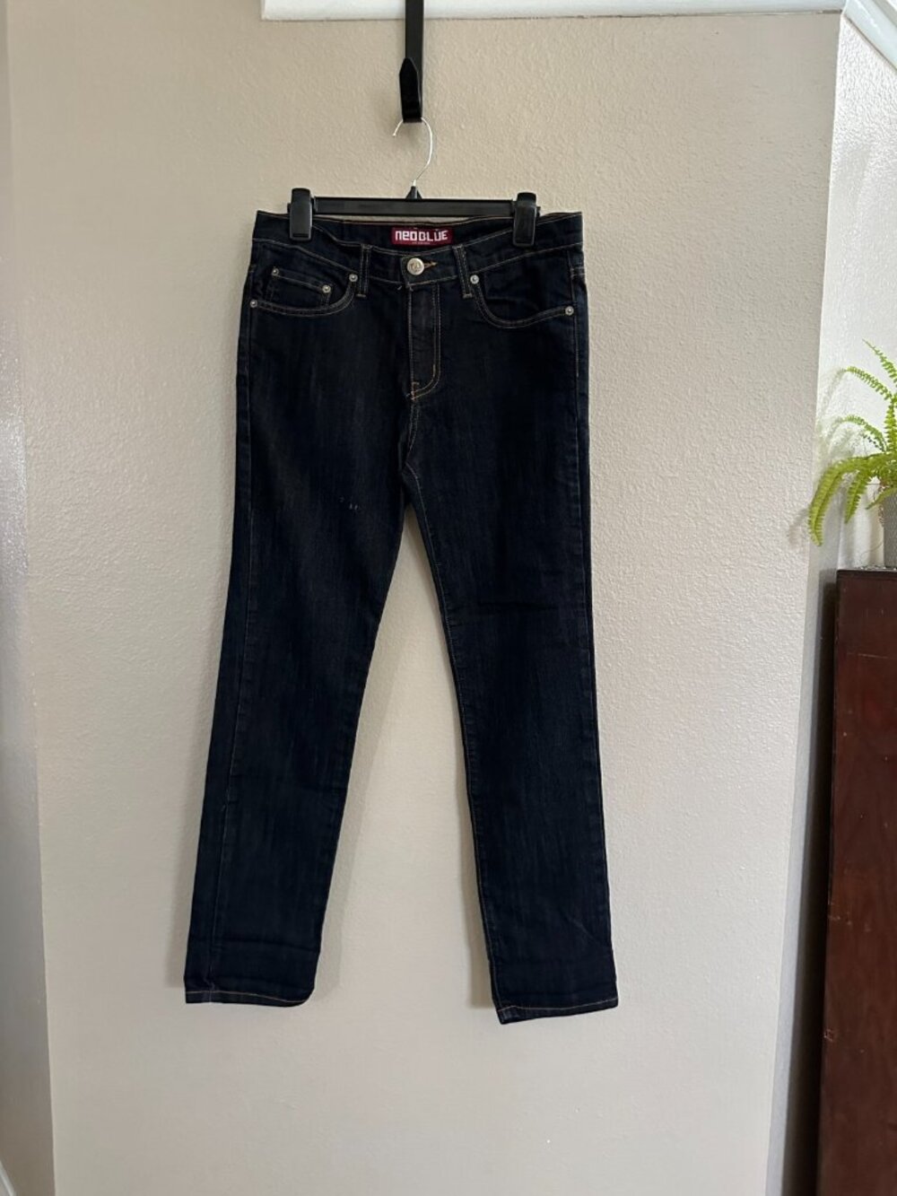 NeoBlue Mens Slim Fit Dark Wash Denim Jeans Size 32 Straight leg
